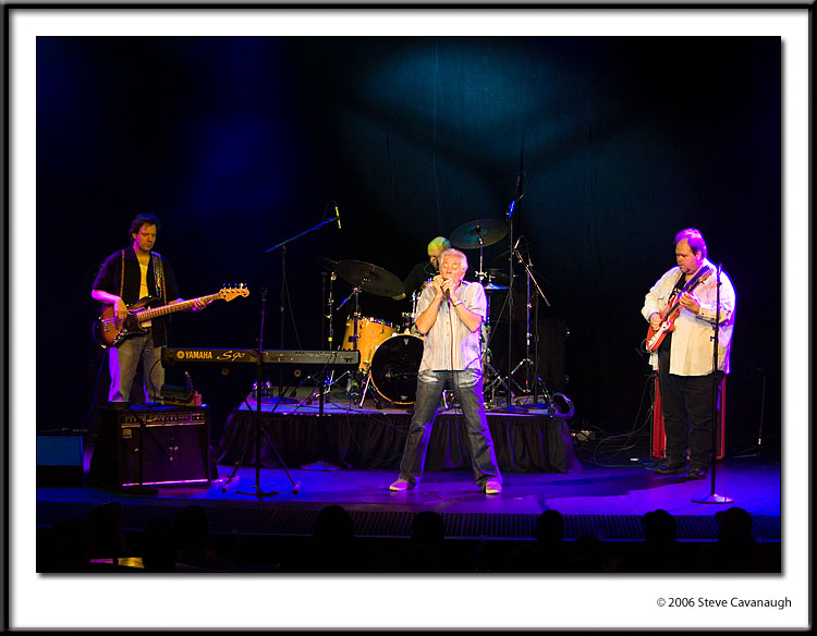 226 20060929fSteveCavanaugh (723 visits) Hank Van Sickle, Joe Yuele, John Mayall and Buddy Whittington. Image property of Steve Cavanaugh. 226 20060929fSteveCavanaugh